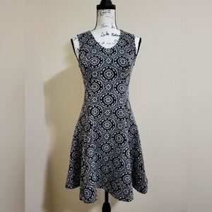 CATO Sleeveless, V-Neck Gray, Black & White Boho Circles, Midi Dress•Vintage•XS